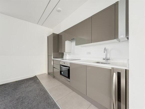 Living / Kitchen