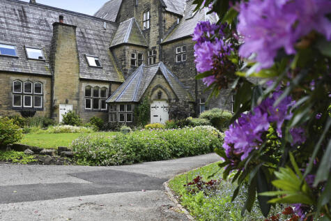 Woodlands Drive, Rawdon, LS19
