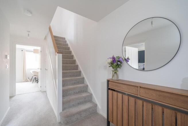 Cypress Close, Macclesfield, SK11 0EX photo 2