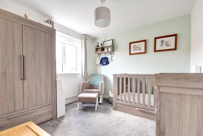 4 bed Detached for sale Image 11
