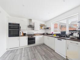 13, Springmead Avenue, Brockworth, Gloucester GL3 4XU
