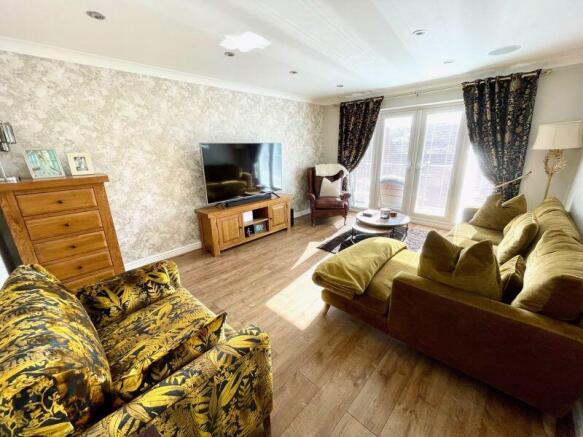 Nant Road, Coedpoeth, Wrexham photo 4