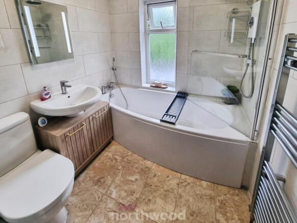 3 bed Semi-Detached for sale Image 7
