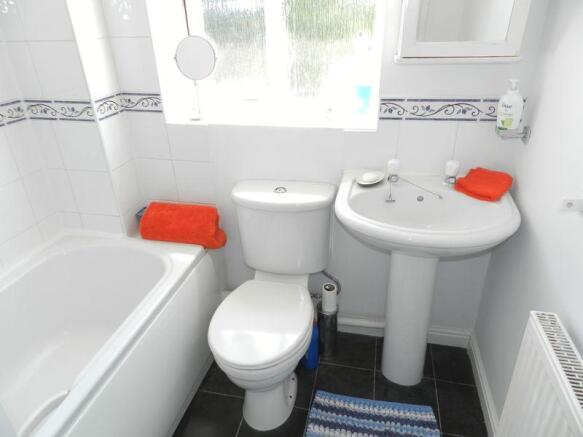 Family Bathroom 