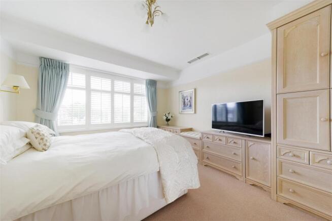 12 Brockenhurst Avenue-20.jpg