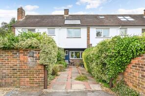 8, The Holdens, Chichester PO18 8LN