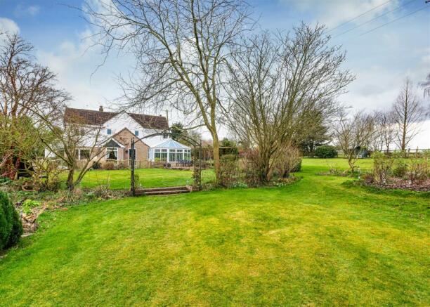 Heathmount-gdn6.jpg