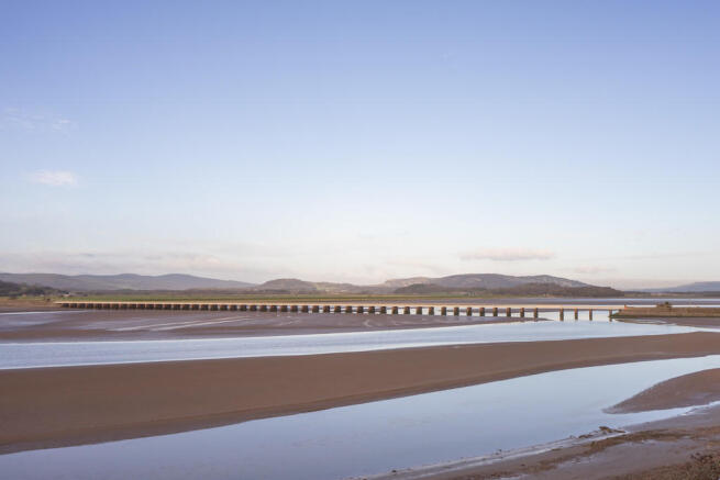 Estuary Views