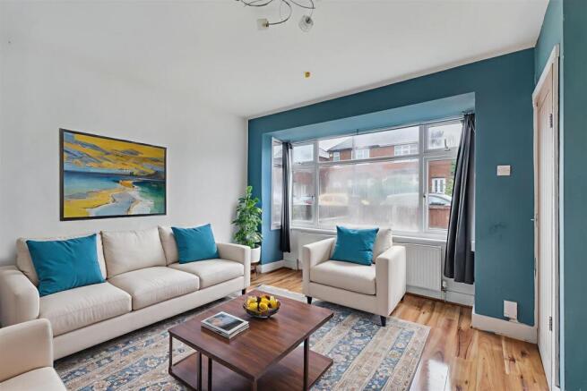 Lounge - Living Room - Standard - 2.jpeg