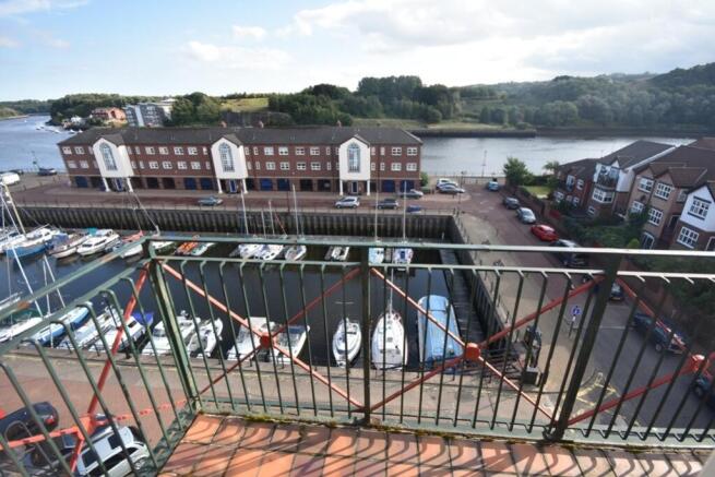 5 St Peter's Wharf pics13
