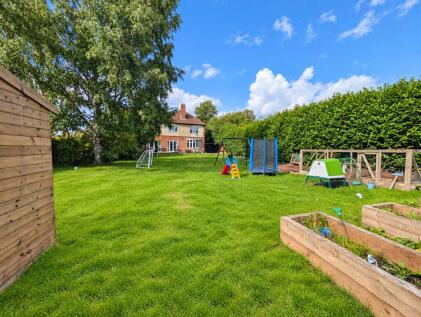 Woodville Road, Overseal, DE12
