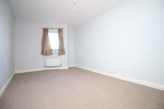 Bedroom 2.JPG