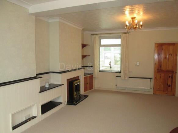 Landing / Dining Room