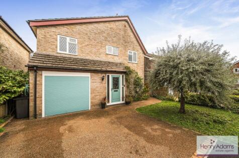 Rosewood Gardens, Clanfield, PO8