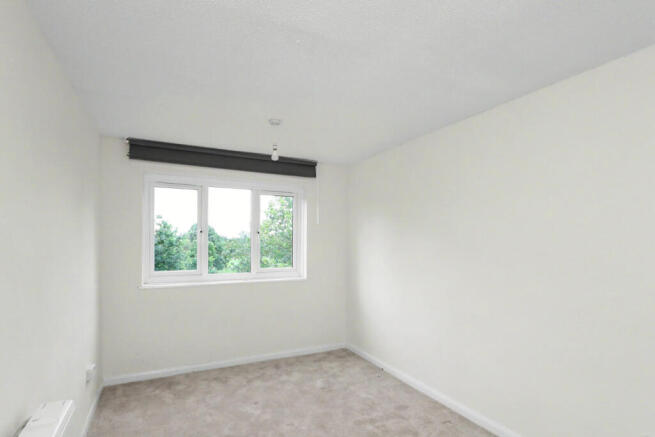 61 Southwell Close, Kirkby In Ashfield, Nottinghamshire, NG17 8GN photo 4