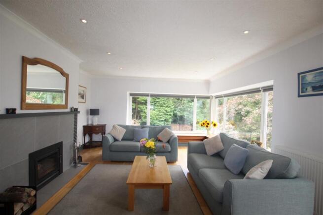 Spacious Lounge