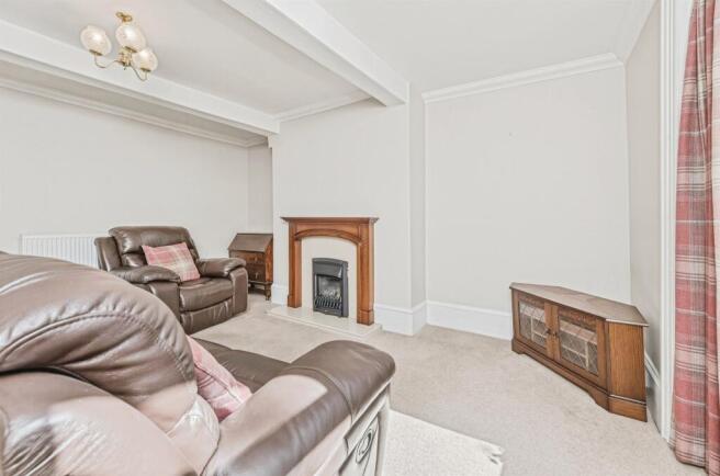 3 bed Terraced for sale Image 6