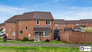 16, Newbiggin Place, Leicester LE4 0TB
