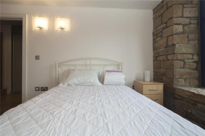 1 bed Apartment to rent Image 9