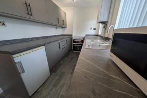 27, Austrey Avenue, Nottingham NG9 2SX