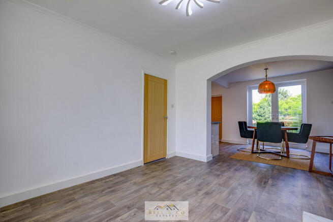 3 bed Semi-Detached for sale Image 4