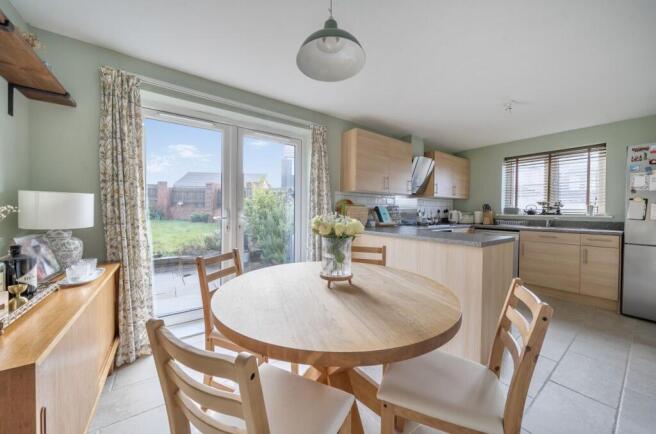 Saddle Way, Andover, SP11 6XQ photo 5