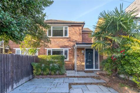 Albion Road, Twickenham, TW2