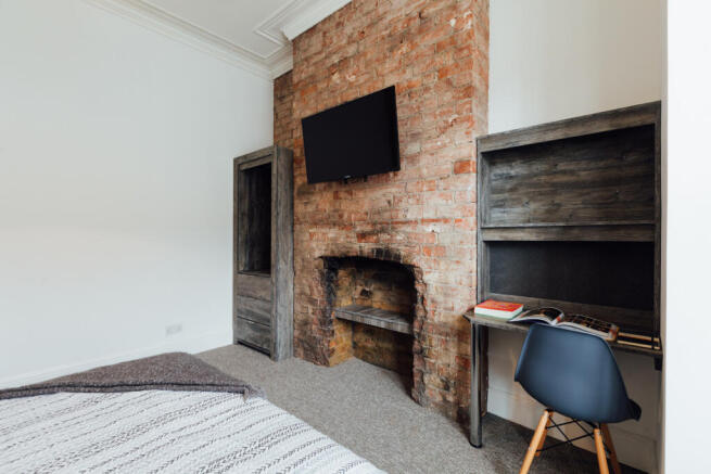 5 bed House to rent Image 11