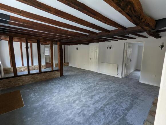 Sitting room 3