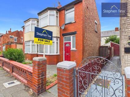 Finsbury Avenue, Blackpool, FY1