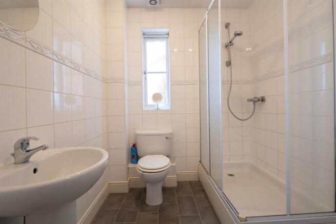 Ensuite.jpg
