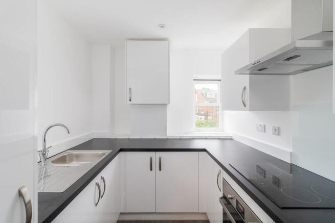 1 bed Flat Share to rent Image 5