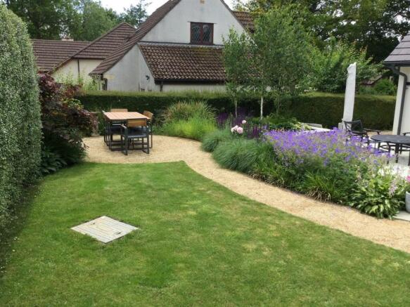 Garden 3.jpg