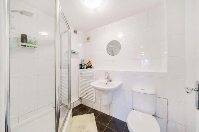 1 bed Flat for sale Image 9