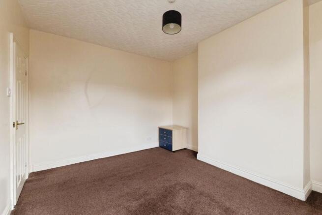5 bed Terraced for sale Image 11
