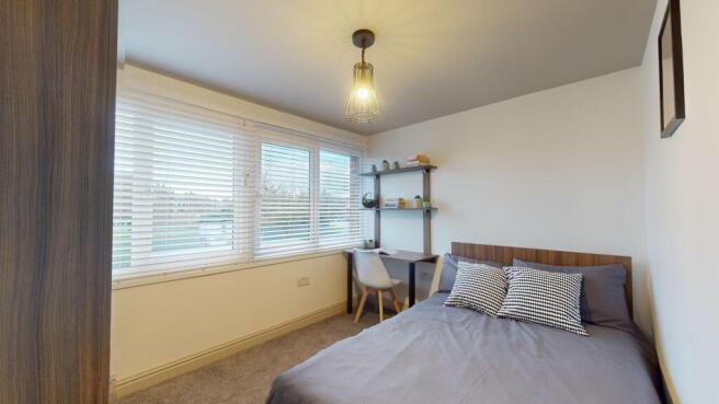 4-St-Bedes-Close-102