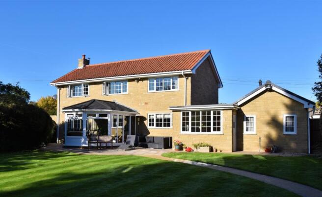 Rawfield Lane, Fairburn (38)Rear