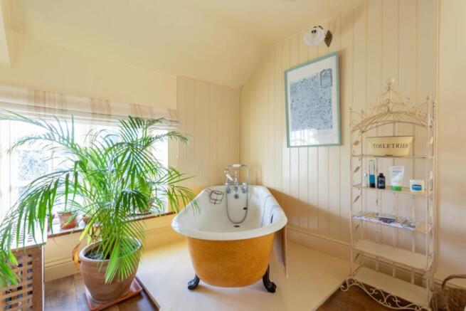 Willow_Cottage_03.jpg
