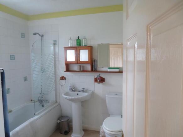 Photo 16