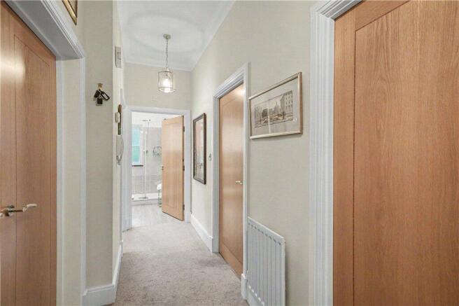 2 bed Apartment for sale Image 8
