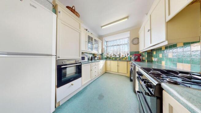 KITCHEN/BREAKFAST ROOM