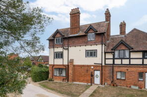 6, Mount Tabor House, Leighton Road, Aylesbury HP22 4EW