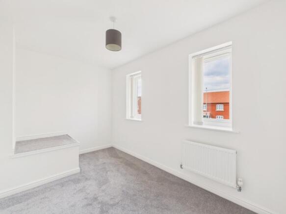 2 bed Terraced for sale Image 8