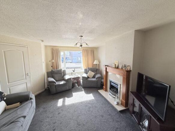 37 Airds Drive, Dumfries, DG1 4EW - Braidwoods Sol