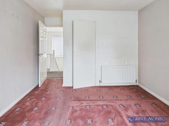 3 bed Semi-Detached for sale Image 12