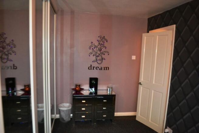 Bedroom S65 3DU