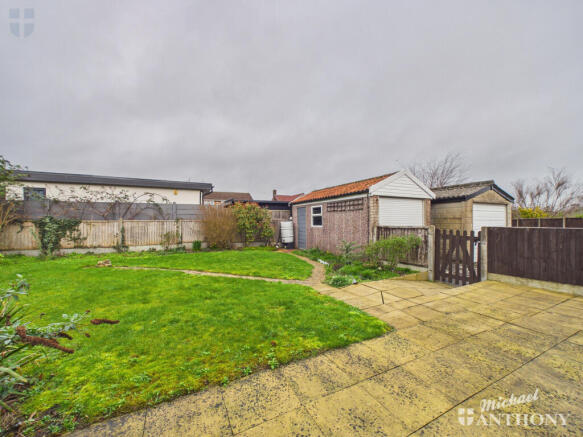 CAM03218G0-PR0926-STILL006