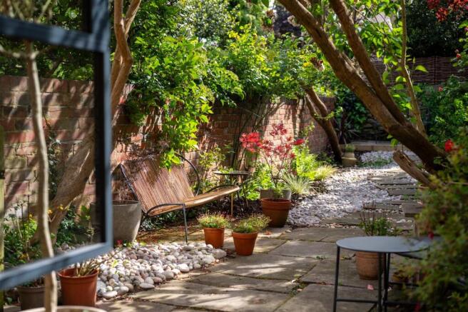 4 bed Town House for sale Image 10