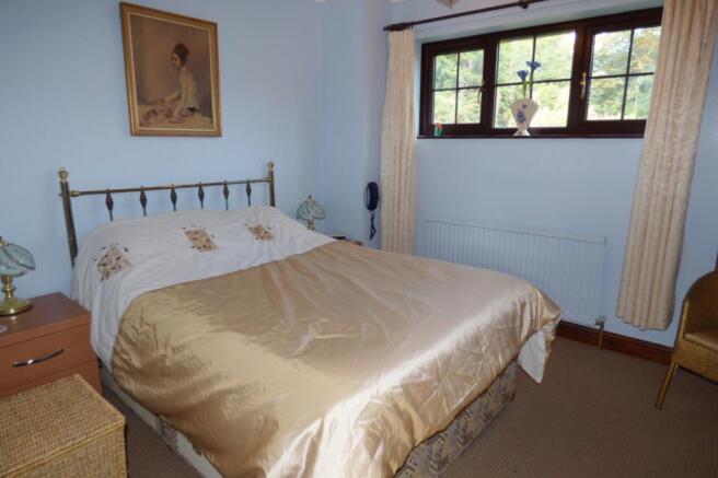 bed 1