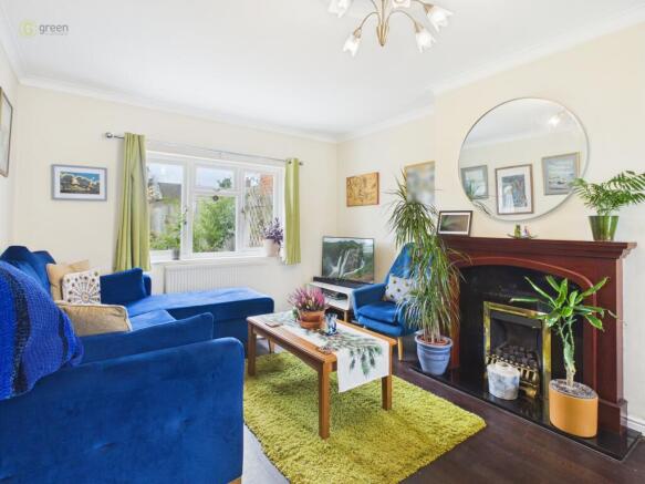 cam05459g0pr0146still026